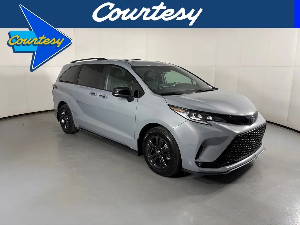 Used 2025 Gray Toyota XSE image 1