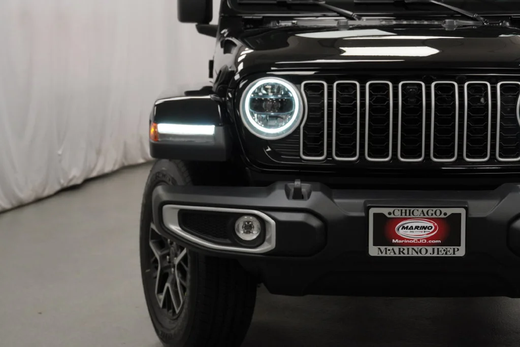 New 2027 Black Clear-Coat Paint Jeep Sahara image 10