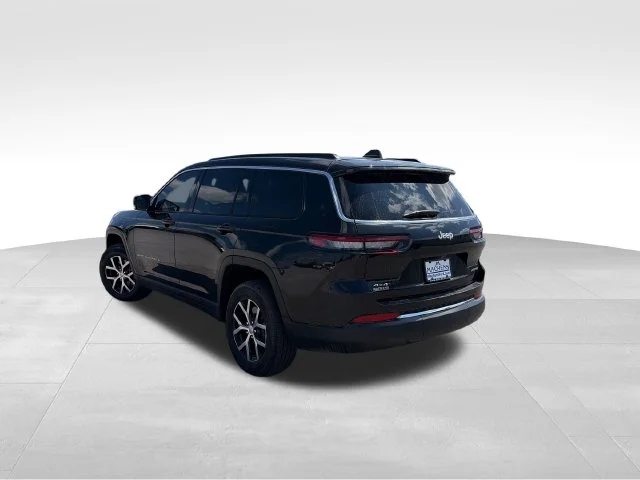 Used 2025 Black Jeep Limited image 4