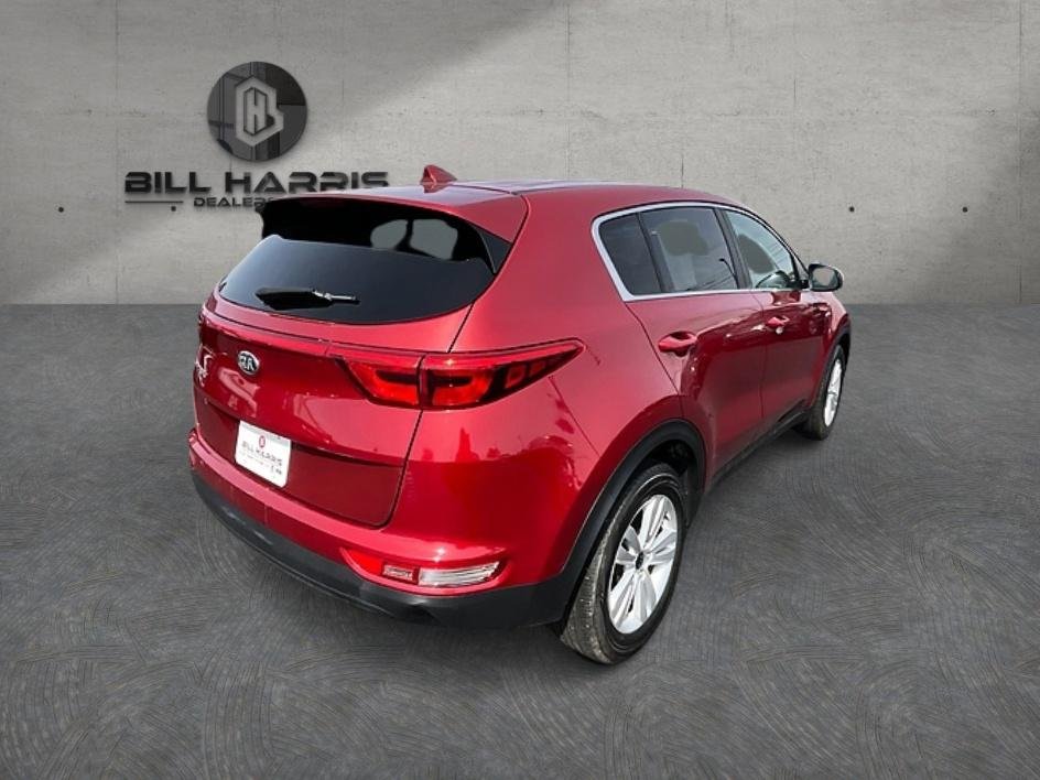 Used 2018 Red Kia LX image 5