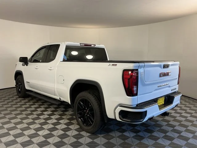 Used 2022 Summit White GMC Elevation image 6