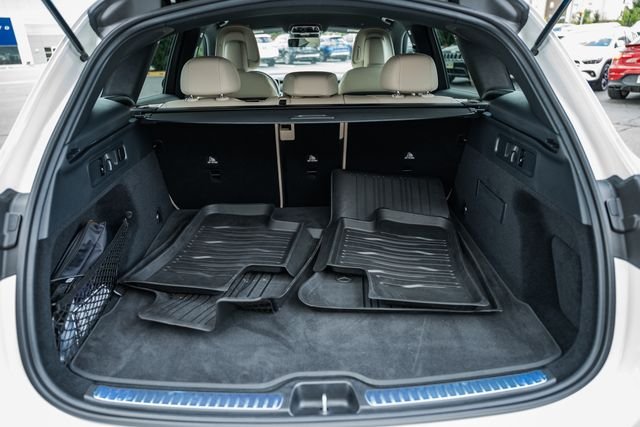 Used 2024 Polar White Mercedes-Benz GLC 300 image 10
