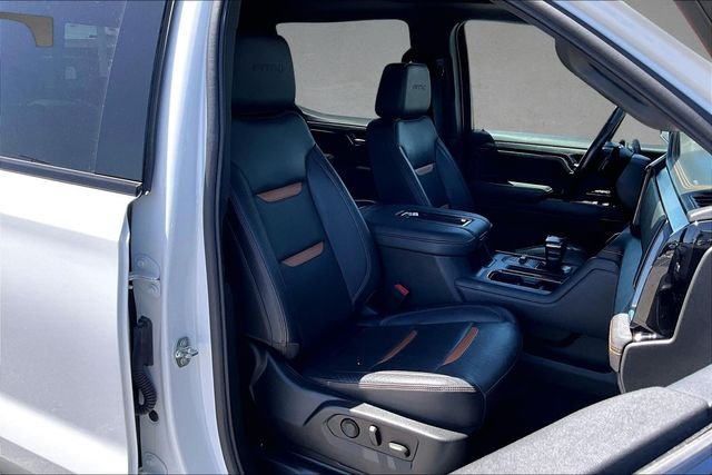 Certified Used 2022 Summit White GMC AT4 image 7