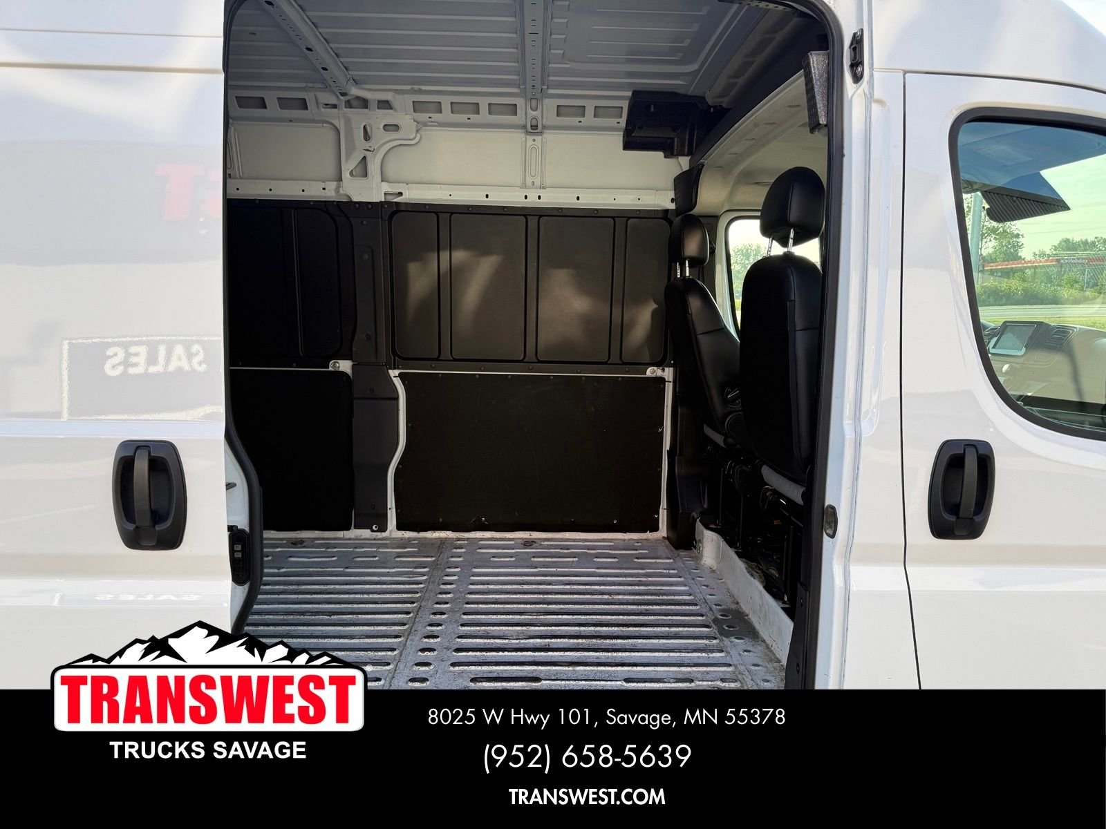 Used 2023 White Ram High Roof image 11