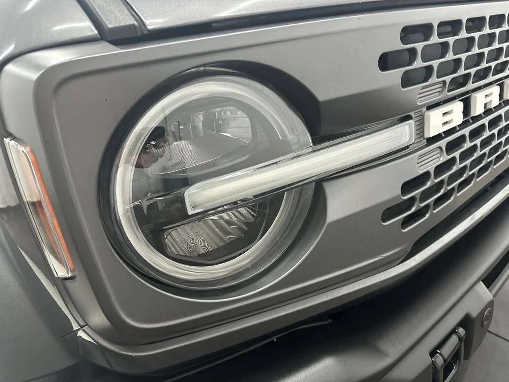 Used 2022 Gray Ford Badlands image 10