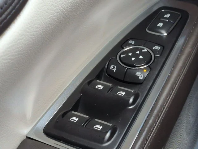 Used 2019 Dark Gray Lincoln Black Label image 24