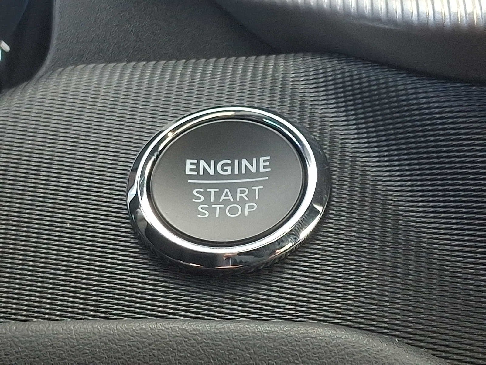 New 2026 Space White Metallic Ford Tremor® image 24
