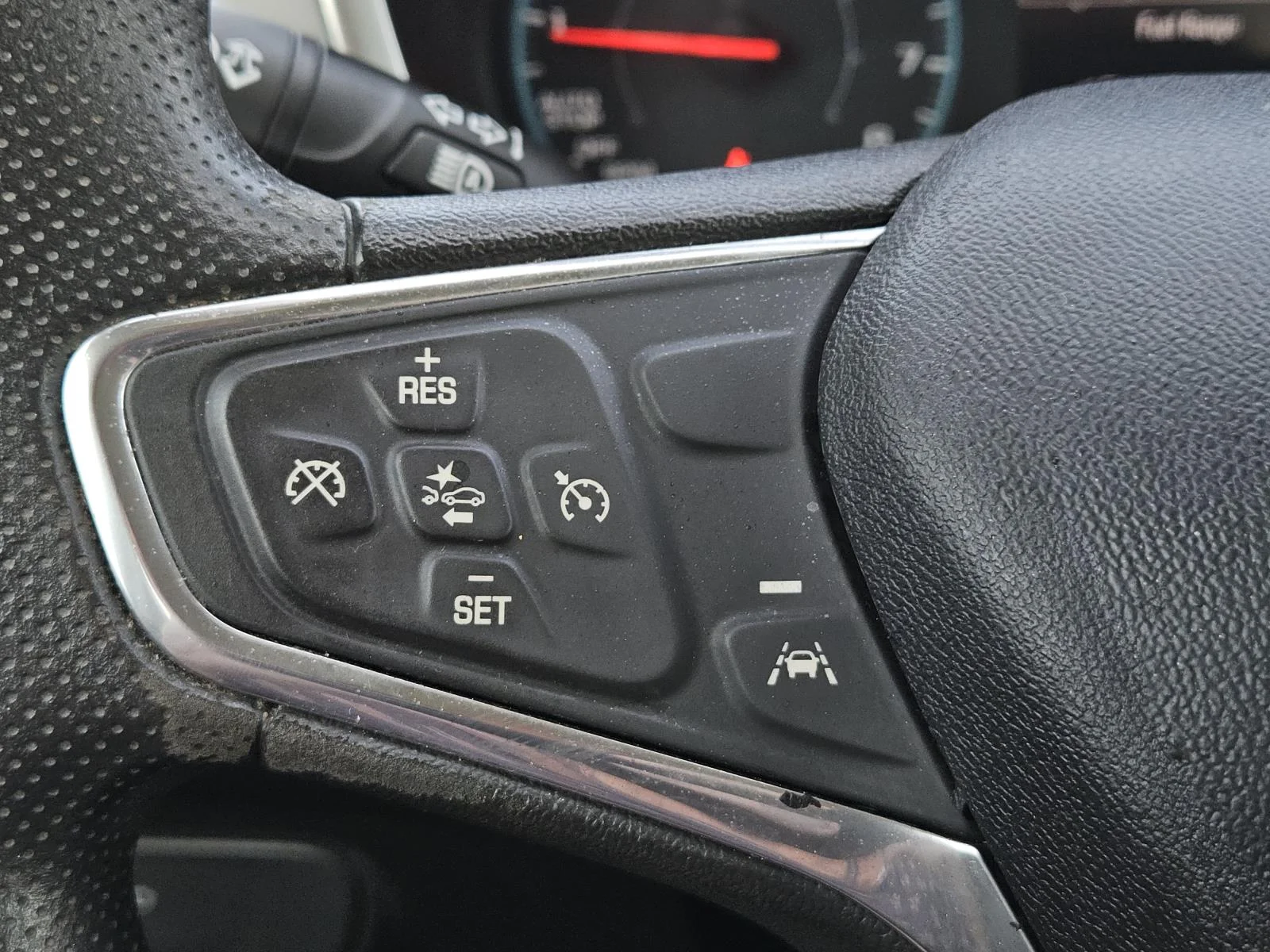 2020 Chevrolet Equinox LS - Photo 19