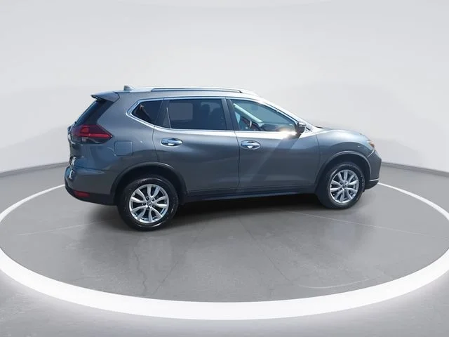 Used 2019 Gray Nissan S image 9
