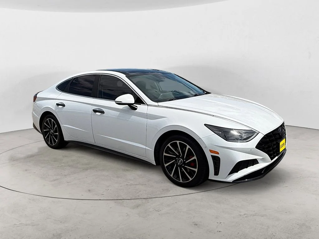 Used 2021 Gray Hyundai Limited image 7