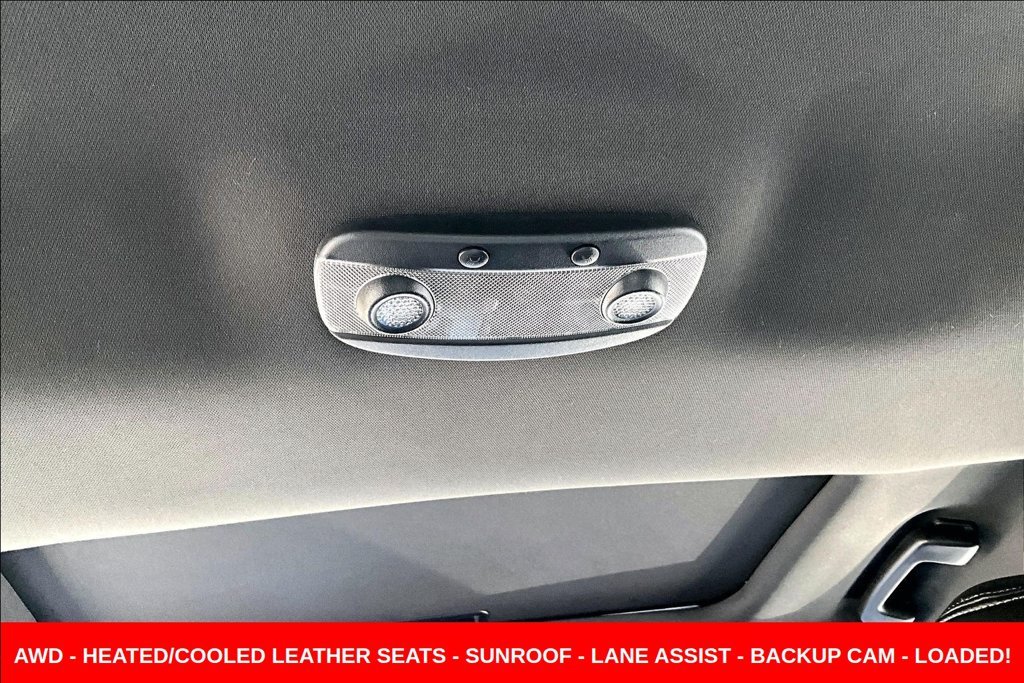 Used 2016 Black Ford SHO image 11