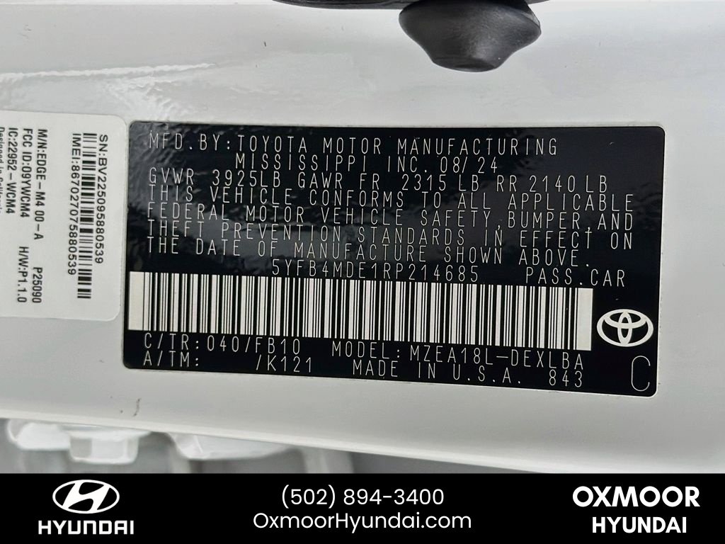 Used 2024 Ice Cap Toyota LE image 30