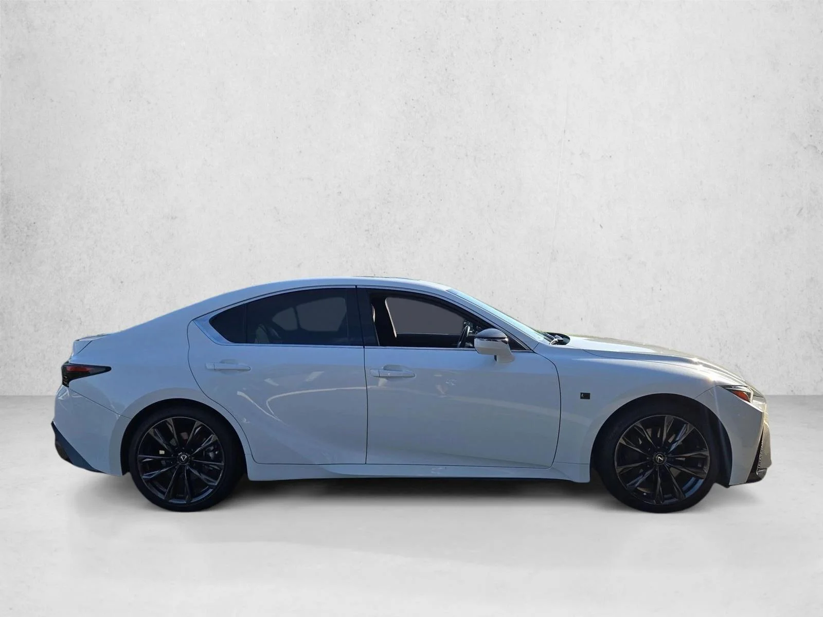 Used 2025 Ultra White Lexus IS 350 F SPORT Design image 4