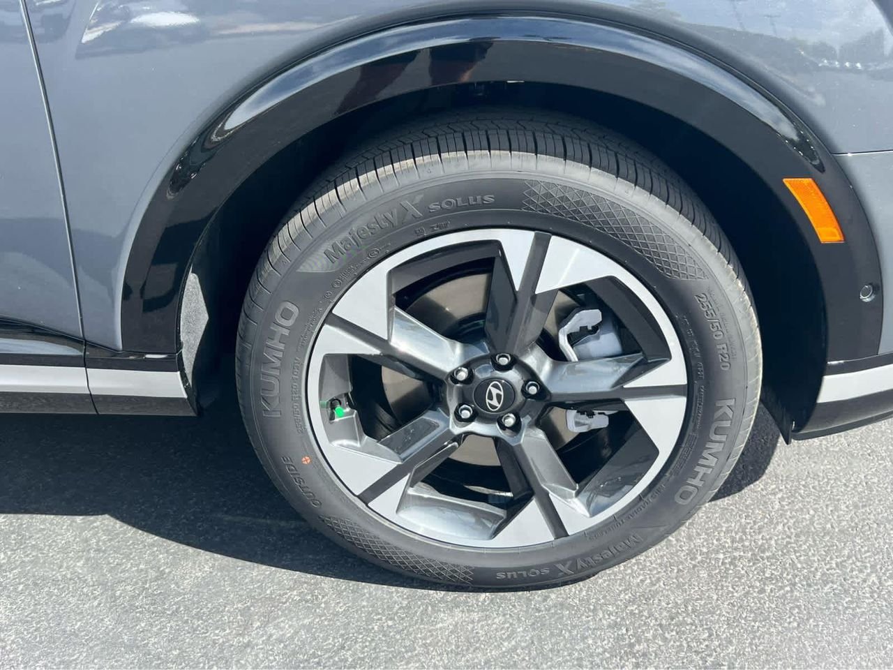 New 2026 Ecotronic Gray Pearl Hyundai Limited AWD image 16