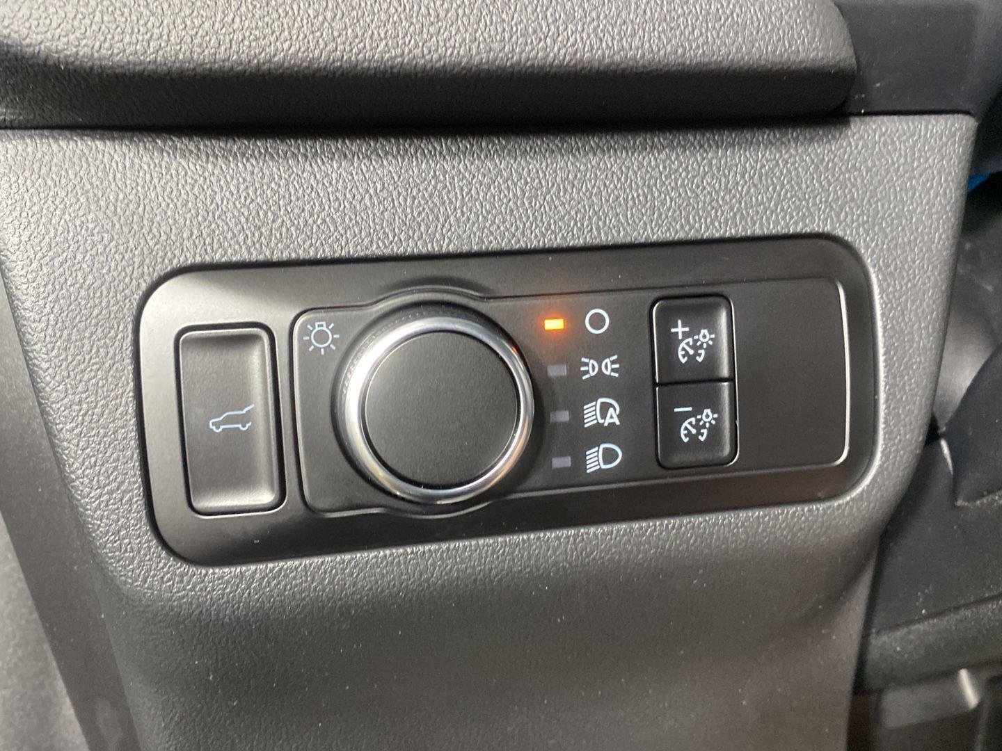 Used 2023 Cinnabar Red Ford Active image 14