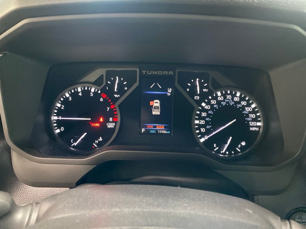 Used 2025 White Toyota SR5 image 19