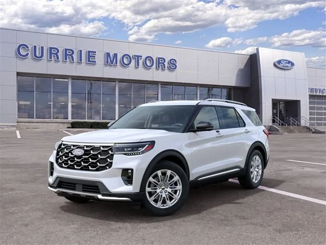 New 2027 Star White Metallic Tri-Coat Ford Platinum image 2