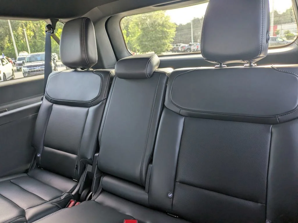2025 Ford Expedition Platinum - Photo 15