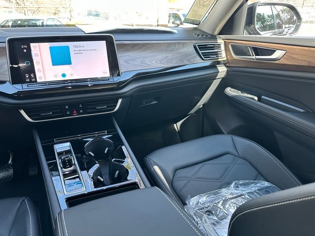 New 2026 Black Volkswagen 2.0T SE w/Technology image 16