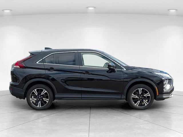 Used 2025 Mitsubishi Eclipse Cross SE with VIN JA4ATWAA0SZ004581 for sale in White Bear Lake, Minnesota
