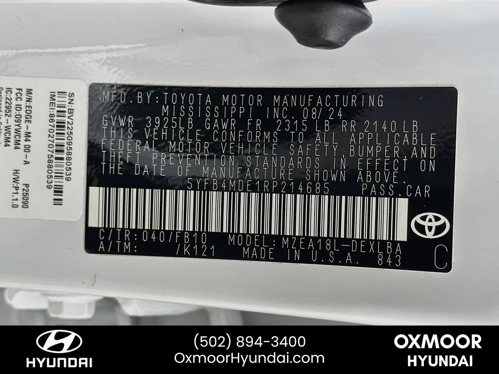 Used 2024 Ice Cap Toyota LE image 30