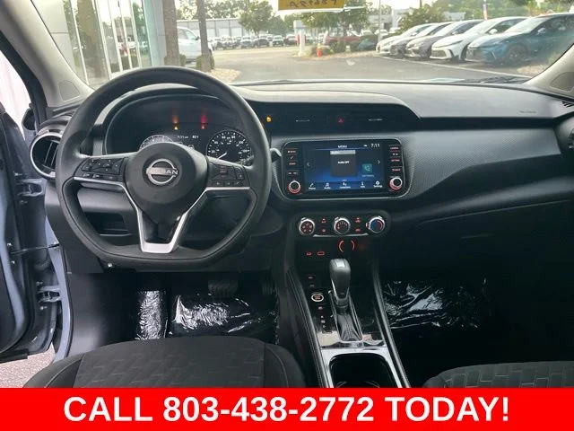 Used 2024 Gray Nissan SV image 15