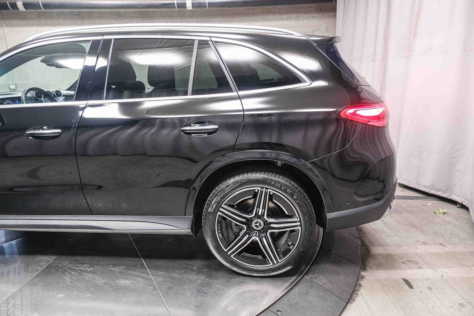 Certified Used 2023 Black Mercedes-Benz GLC 300 image 8