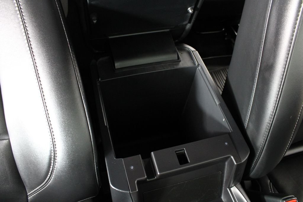 Used 2023 Black Ford XLT image 21