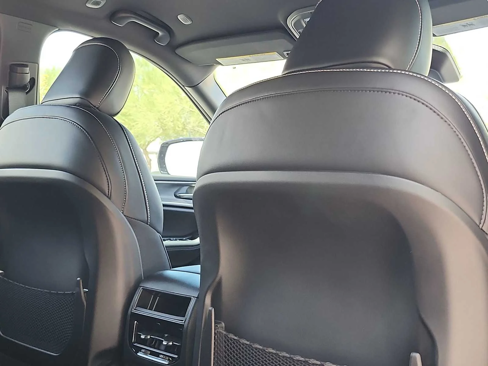 New 2026 Baltic Gray Metallic Clearcoat Jeep Laredo Altitude image 16