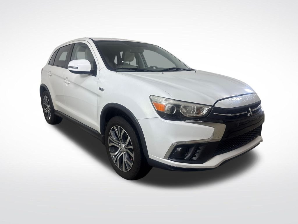 2018 Mitsubishi Outlander Sport 2.0 ES 2WD CVT's photo