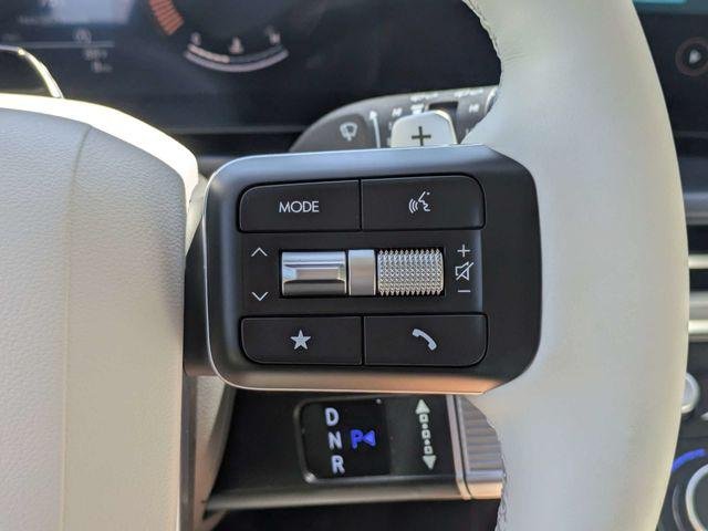 New 2027 Silver Hyundai SEL FWD image 27