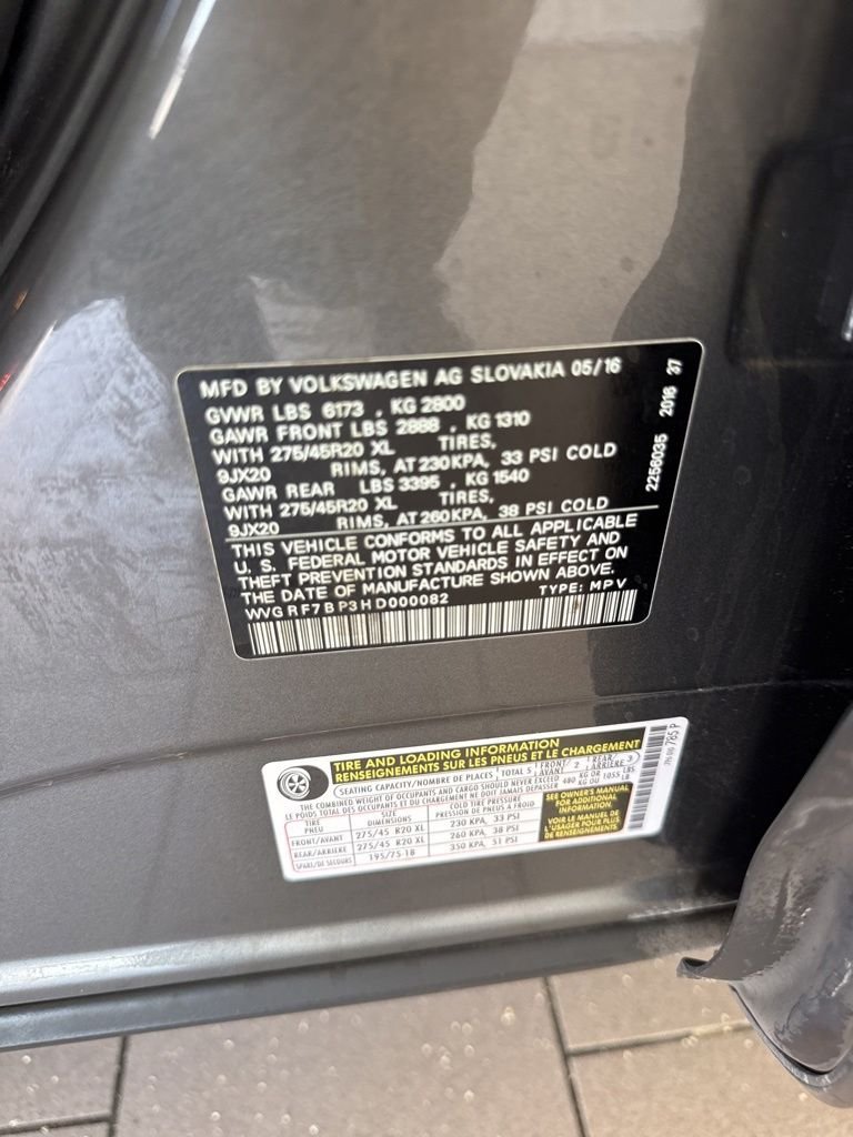 Used 2017 Gray Volkswagen V6 image 20