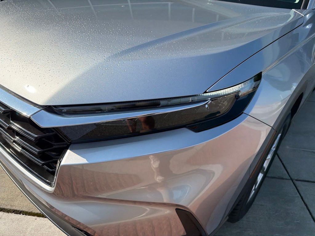 Used 2025 Silver Honda EX-L image 11
