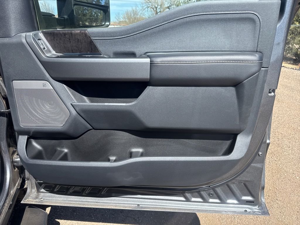 New 2026 Carbonized Gray Metallic Ford Lariat image 36