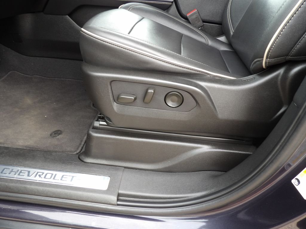 Used 2024 Ash Chevrolet Premier image 19