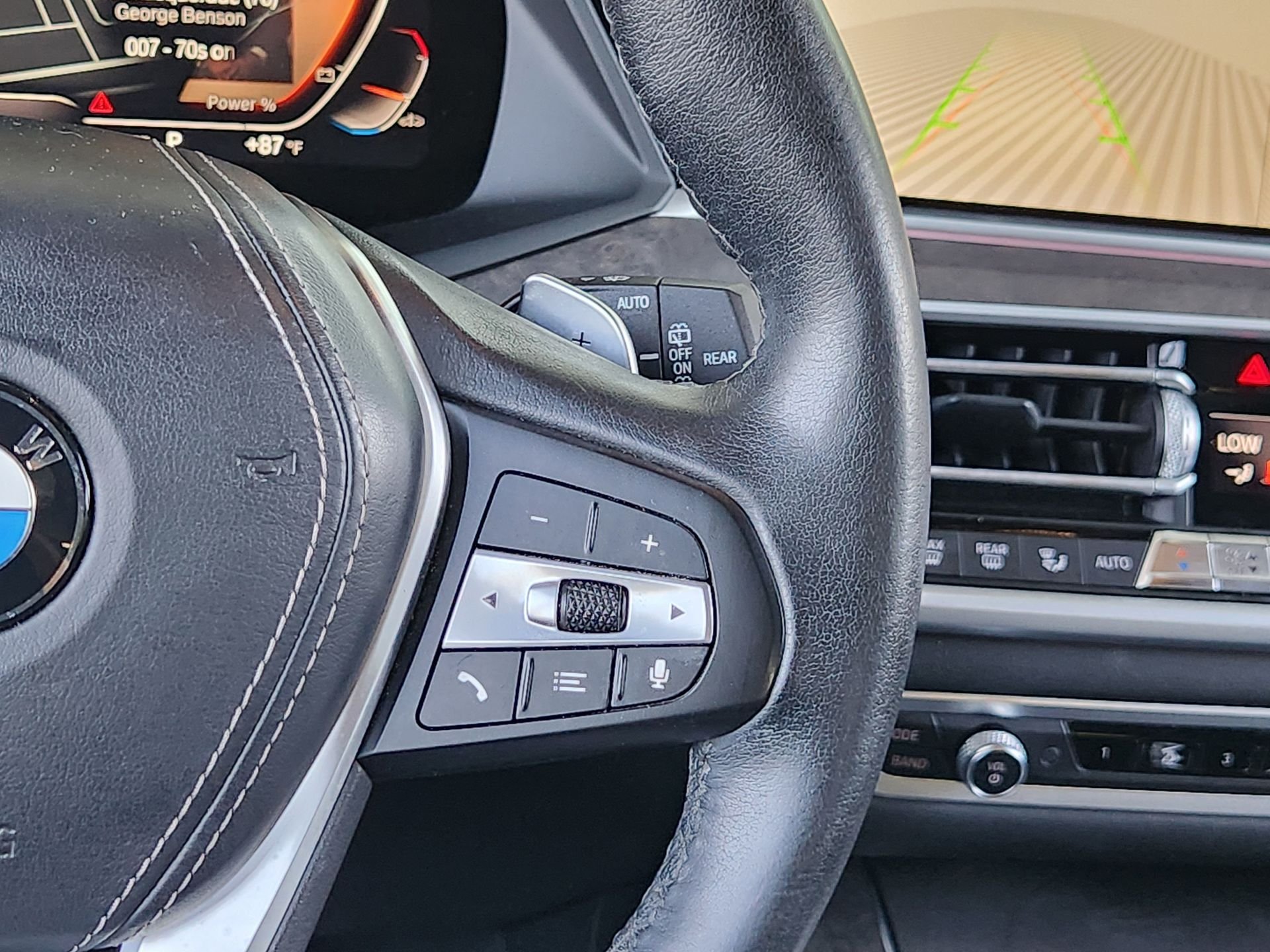 Used 2021 Dark Graphite Metallic BMW sDrive40i image 29