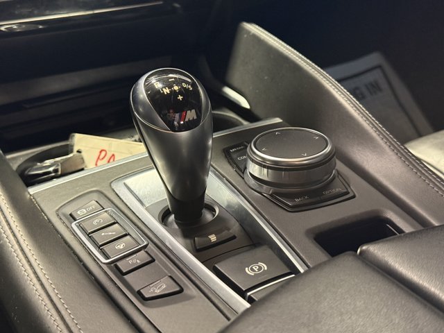 Used 2018 Black BMW  image 16