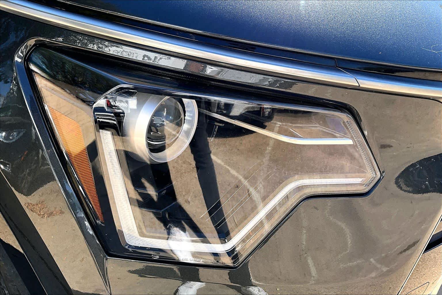Used 2024 Graphite Gray Kia EX Touring image 27