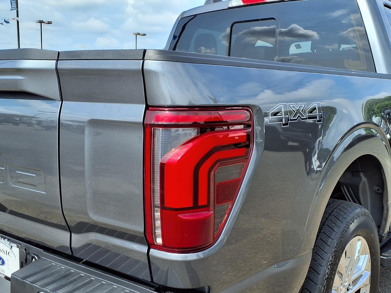 New 2026 Carbonized Gray Metallic Ford Lariat® image 19