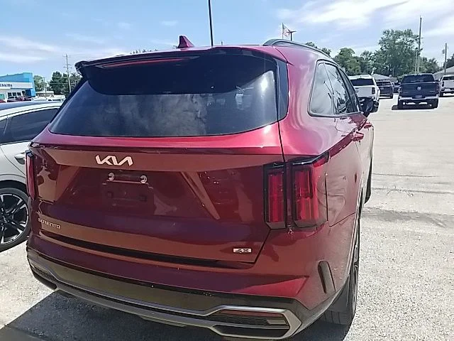 Used 2023 Red Kia SX image 23