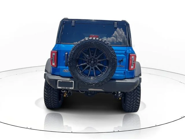 Used 2025 Blue Ford Badlands image 5