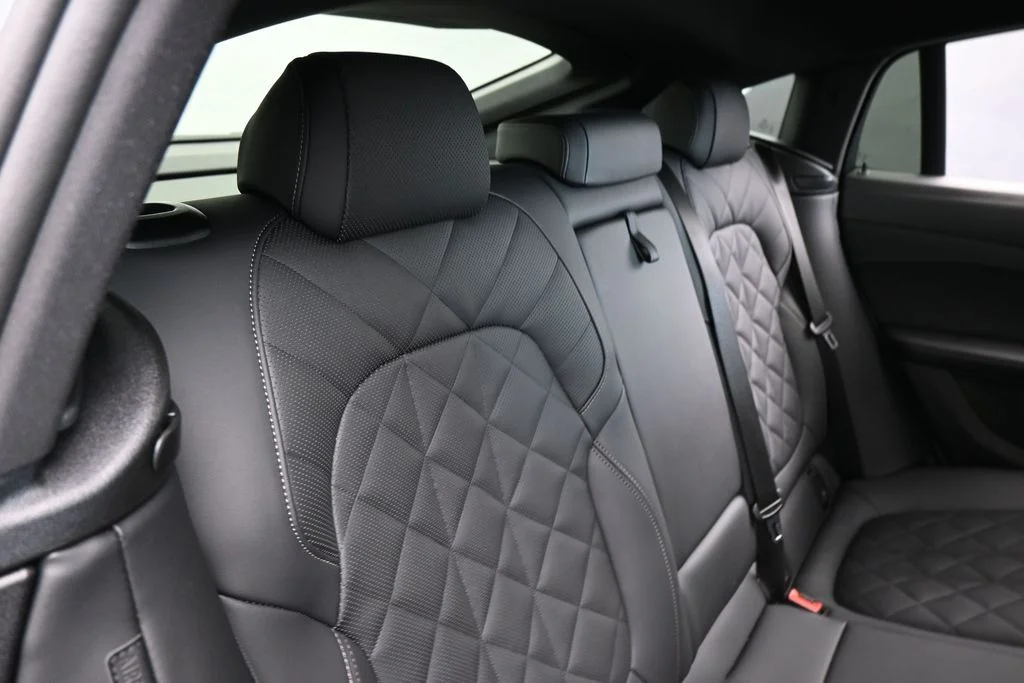 Used 2026 Gray Metallic BMW xDrive40i image 48