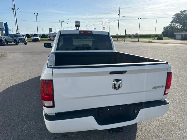 Used 2017 Bright White Clearcoat Ram Tradesman image 25