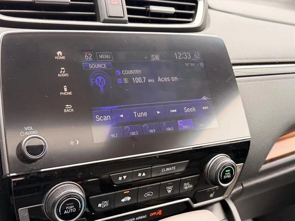 Used 2019  Honda EX image 23