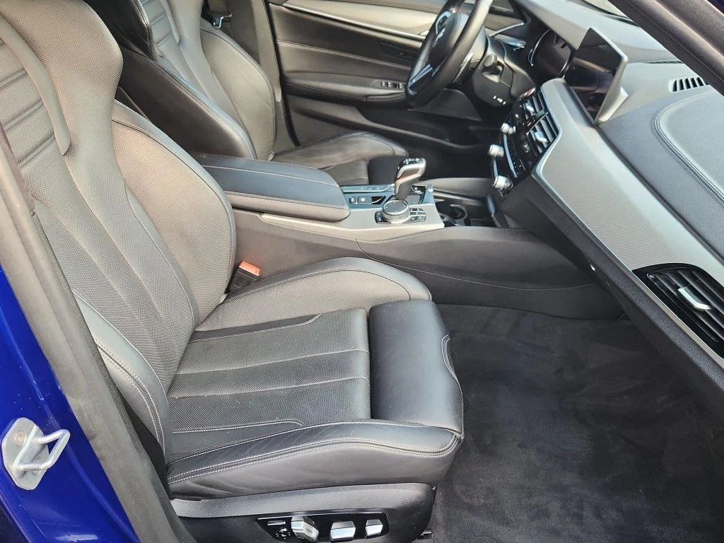 Used 2018 Marina Bay Blue Metallic BMW SD image 14