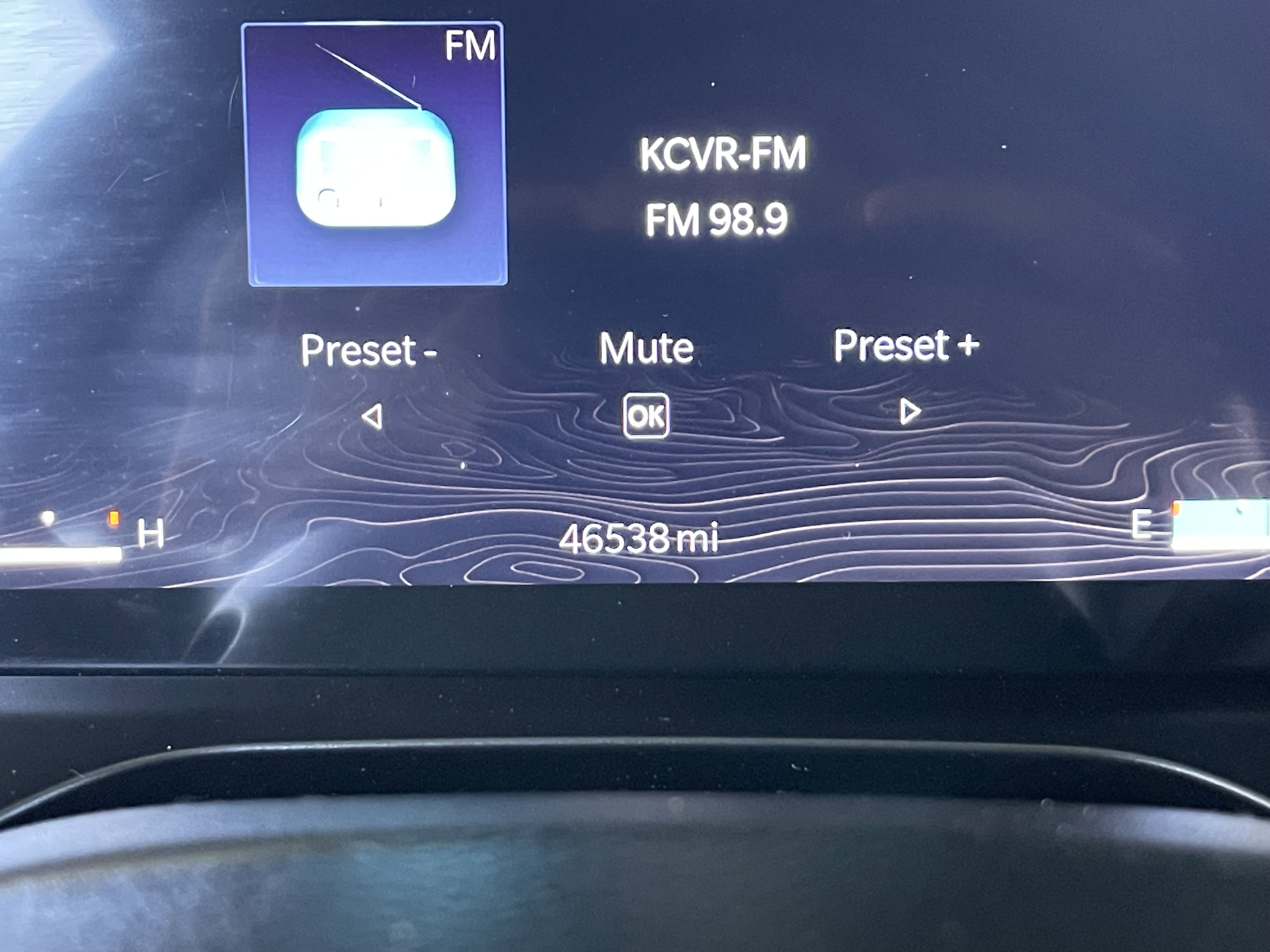 Used 2023 Gray Jeep Altitude X image 27
