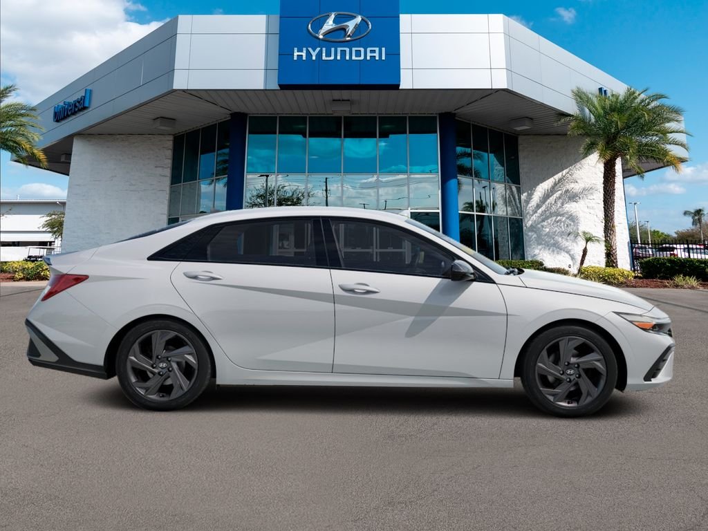 New 2026 White Hyundai SEL Sport Plus image 20