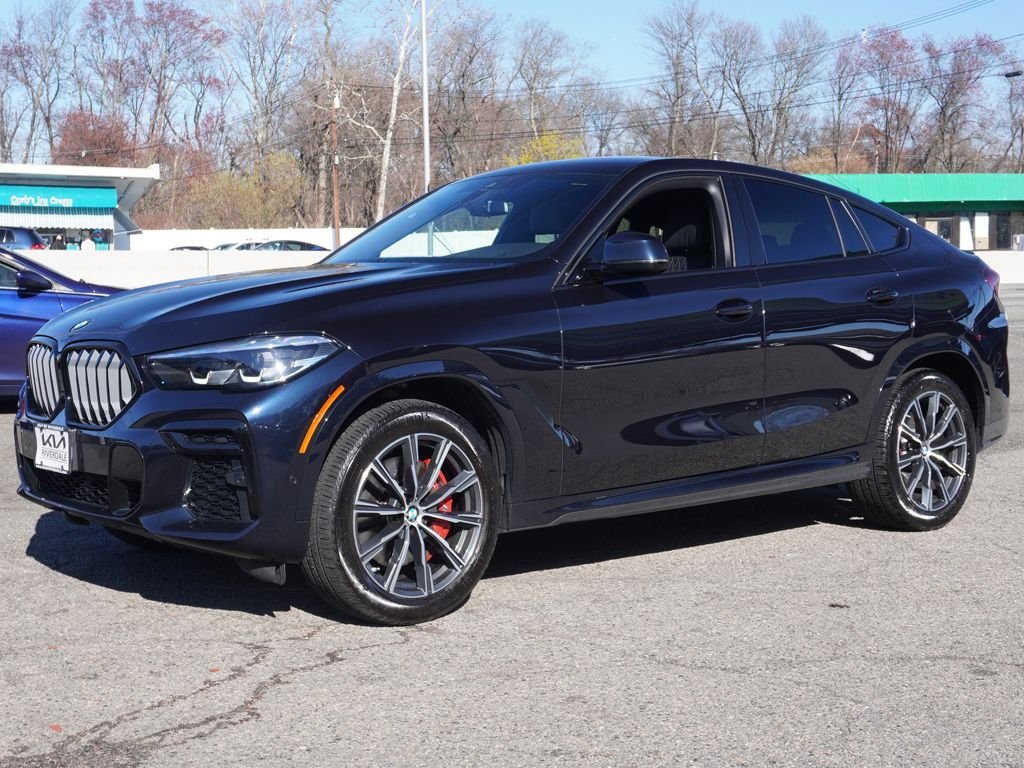 Used 2023 Black BMW xDrive40i image 10