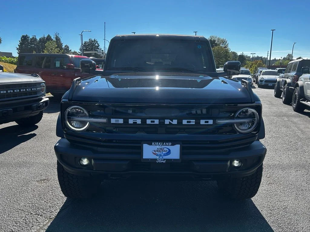 New 2026 Shadow Black Ford Outer Banks® image 3