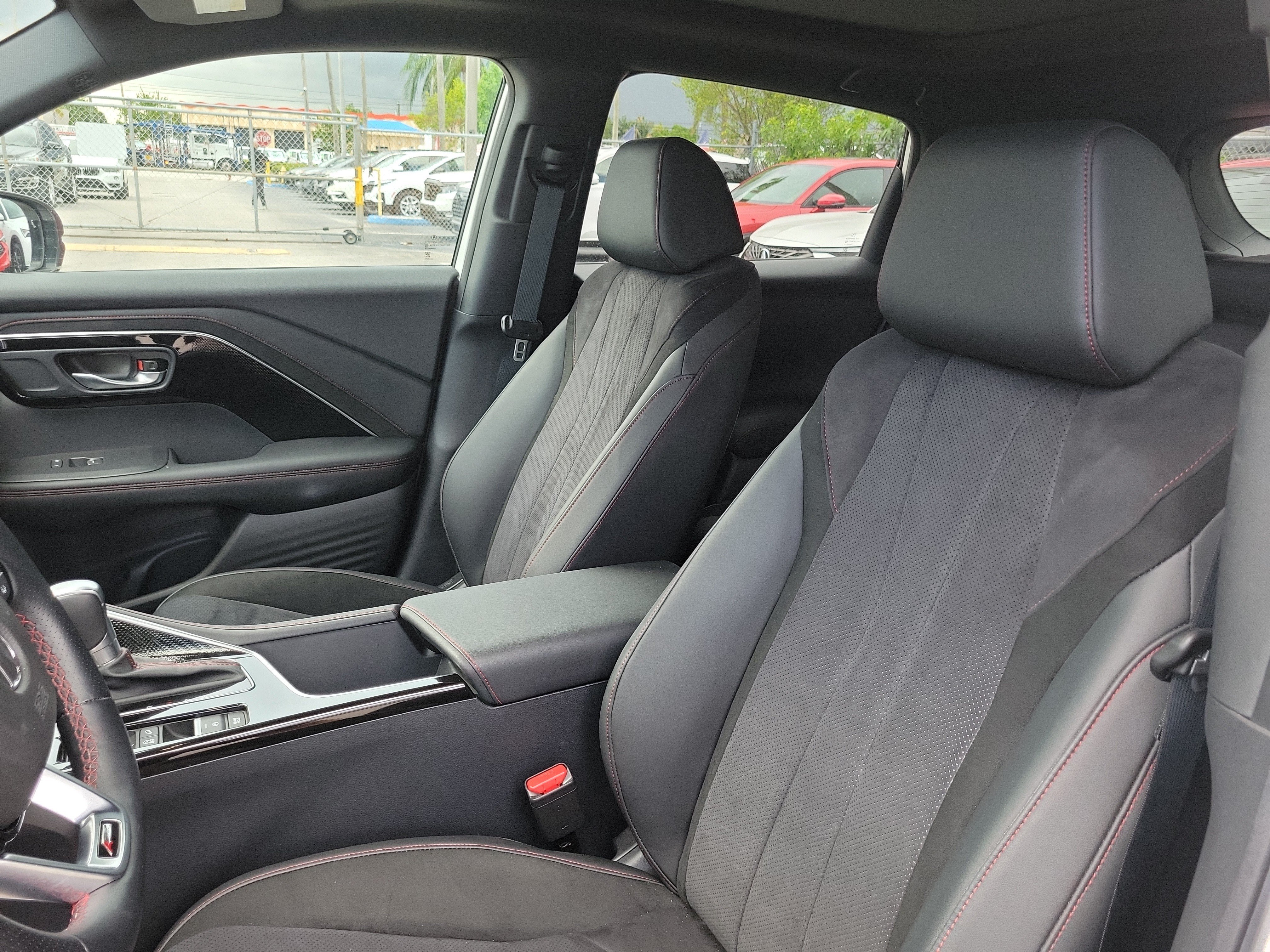 Used 2025  Acura w/A-Spec Package image 22